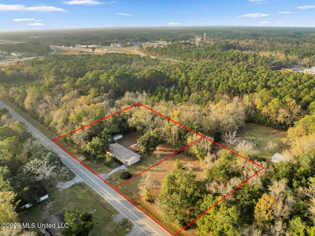 13600 Money Farm Road, Ocean Springs, MS 39564