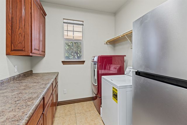 216 Megan Court, Hudson Oaks, TX 76087