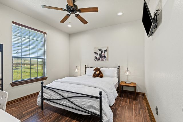 216 Megan Court, Hudson Oaks, TX 76087