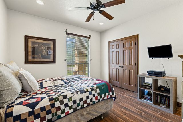 216 Megan Court, Hudson Oaks, TX 76087