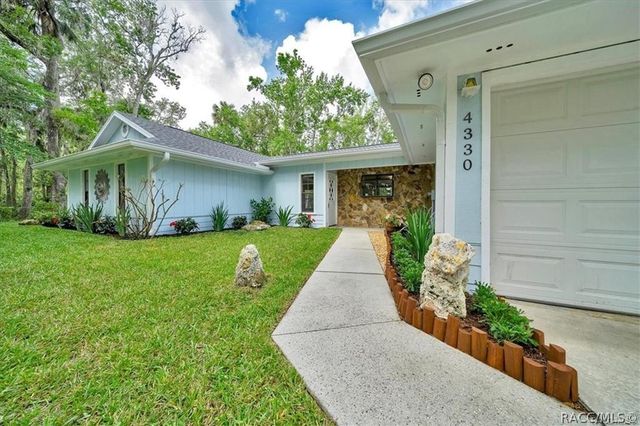 4330 S Conwell Point, Homosassa, FL 34448