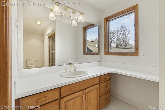 3376 Rivers Edge Drive, Wayne, MI 48184