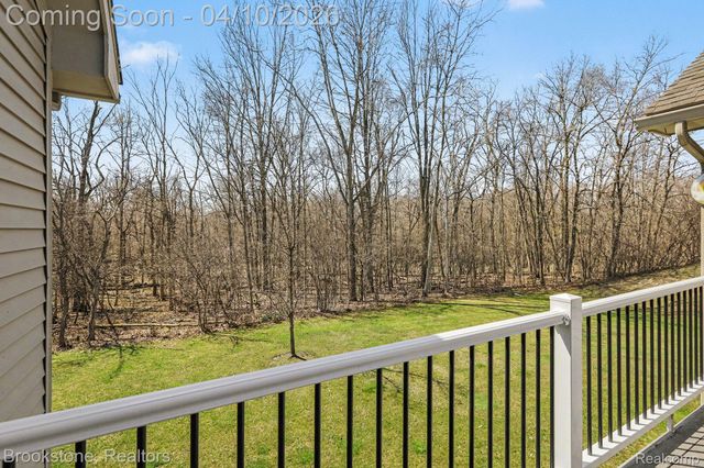 3376 Rivers Edge Drive, Wayne, MI 48184