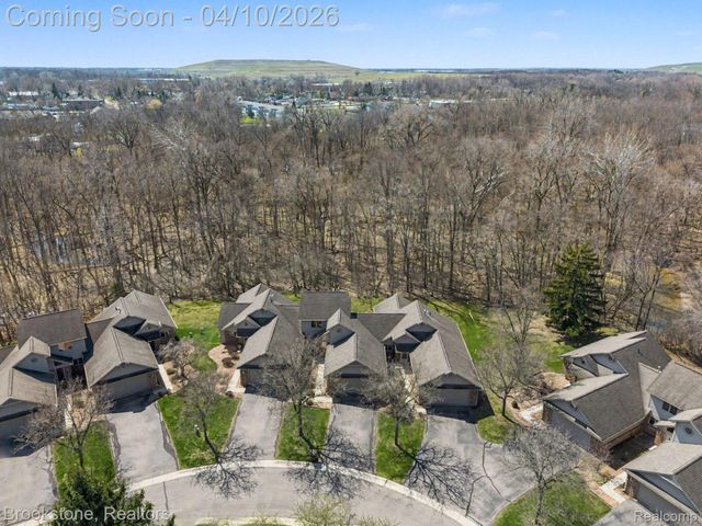 3376 Rivers Edge Drive, Wayne, MI 48184