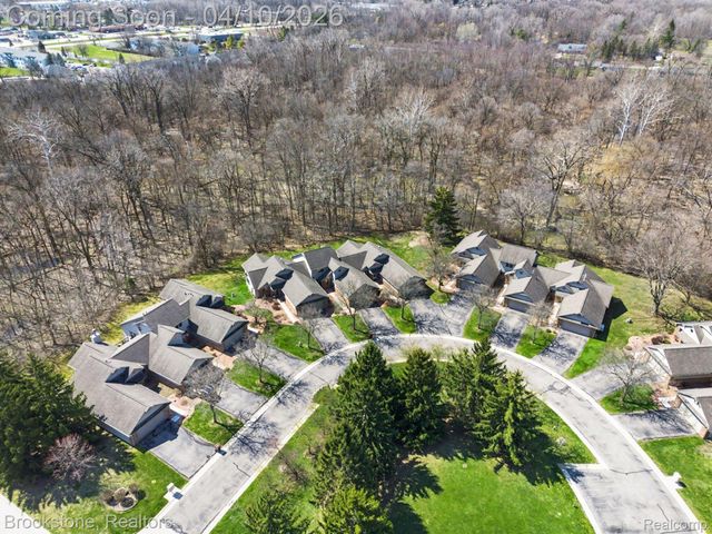 3376 Rivers Edge Drive, Wayne, MI 48184
