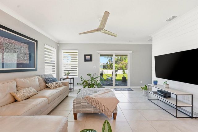 3899 SE Lee Street, Stuart, FL 34997