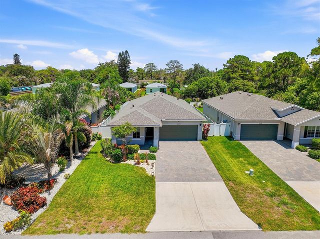 3899 SE Lee Street, Stuart, FL 34997
