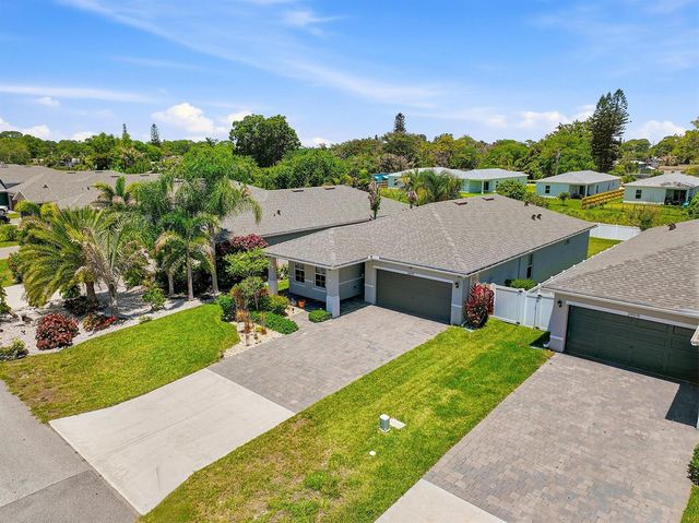 3899 SE Lee Street, Stuart, FL 34997