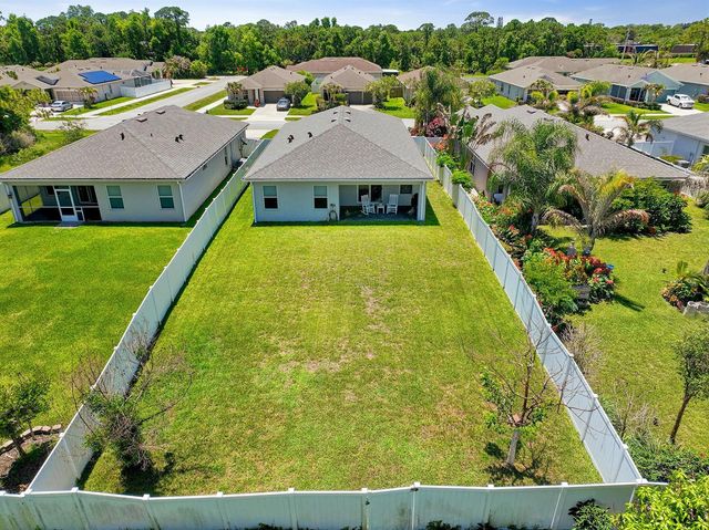 3899 SE Lee Street, Stuart, FL 34997