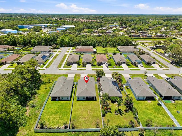 3899 SE Lee Street, Stuart, FL 34997