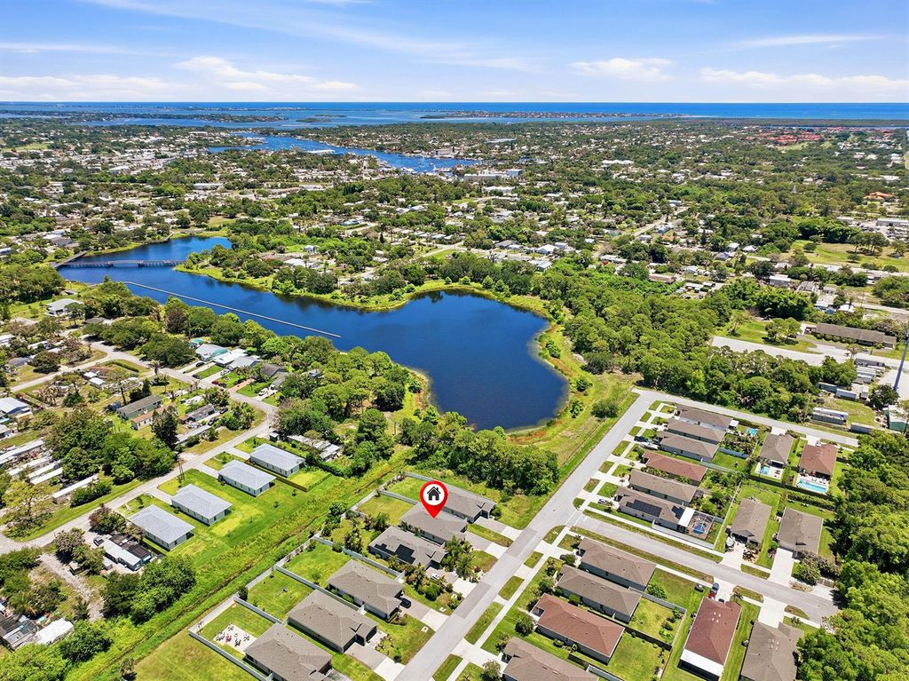 3899 SE Lee Street, Stuart, FL 34997