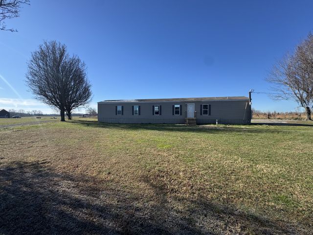 261 Sweet Silo Ln, Mcminnville, TN 37110