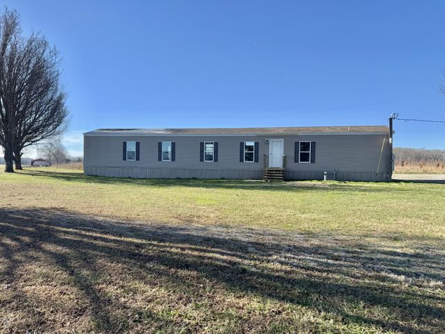 261 Sweet Silo Ln, Mcminnville, TN 37110