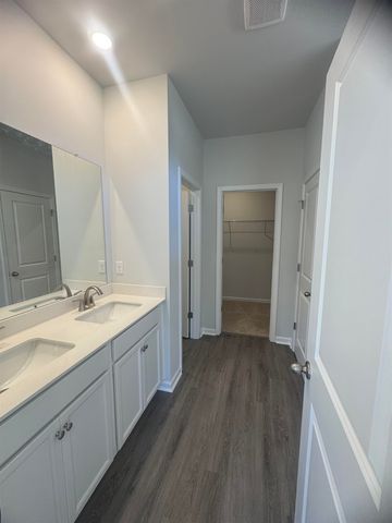 240 Pretoria Drive, Woodruff, SC 29388