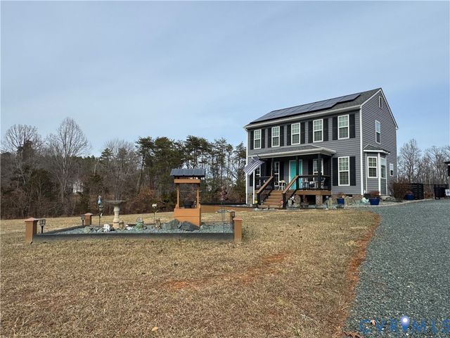 95 Shaunah Ln, Louisa, VA 23093