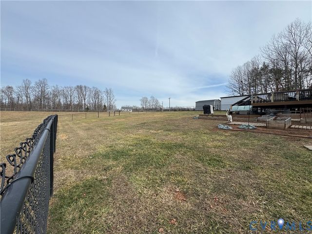 95 Shaunah Ln, Louisa, VA 23093