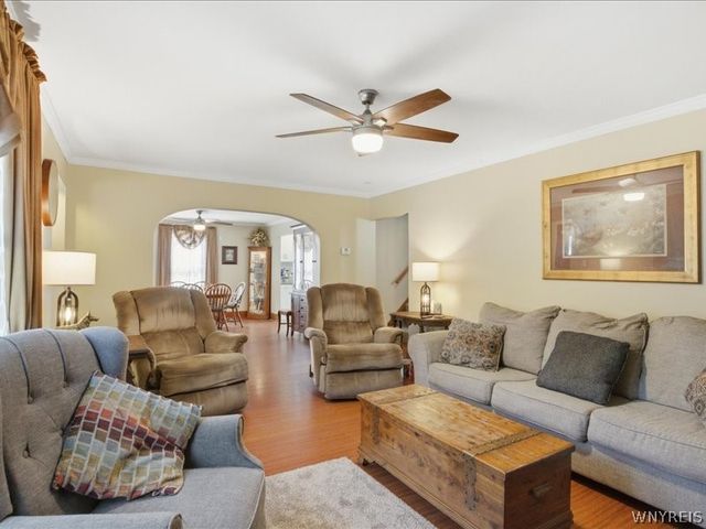 699 Losson Road, Cheektowaga, NY 14227