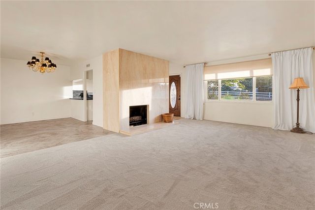15177 Mendota, Apple Valley, CA 92307