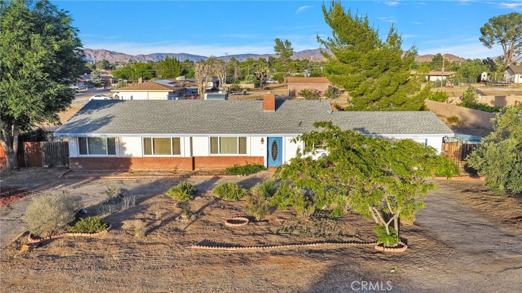 Image 1 of property listing at 15177 Mendota, Apple Valley, CA 92307
