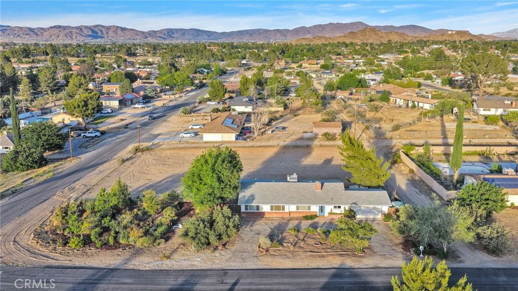 Image 41 of property listing at 15177 Mendota, Apple Valley, CA 92307