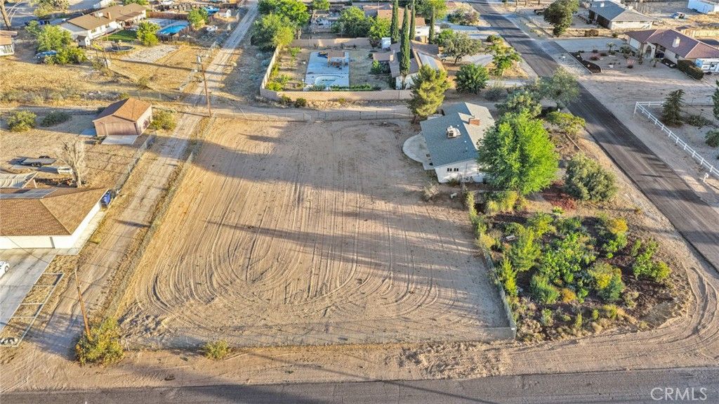 Image 46 of property listing at 15177 Mendota, Apple Valley, CA 92307