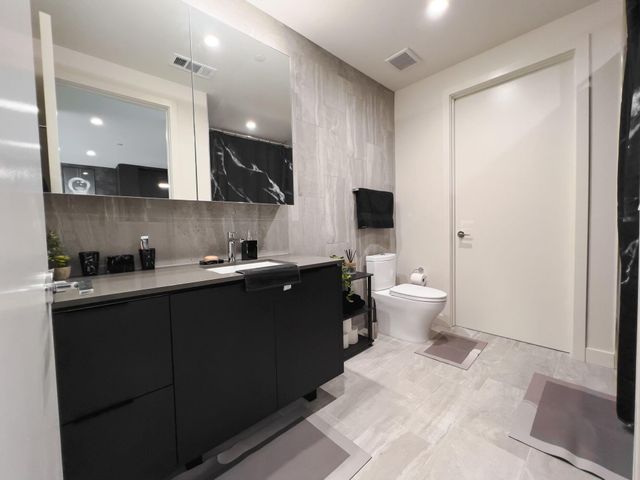 44 East Ave 1702, Austin, TX 78701