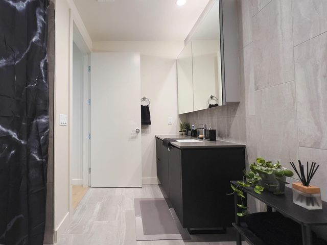 44 East Ave 1702, Austin, TX 78701
