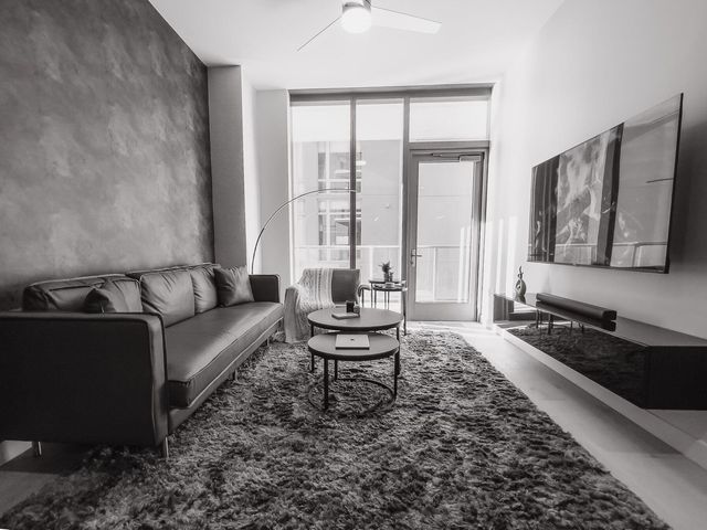 44 East Ave 1702, Austin, TX 78701