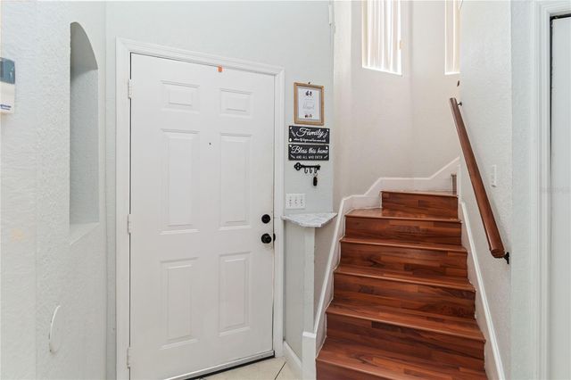 211 DAWN COURT, Kissimmee, FL 34743