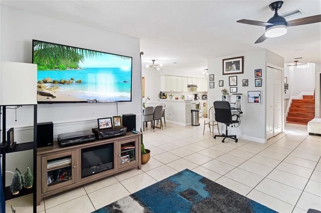 211 DAWN COURT, Kissimmee, FL 34743