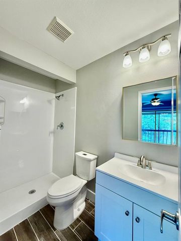 16596 BRIGADOON DRIVE, Tampa, FL 33618