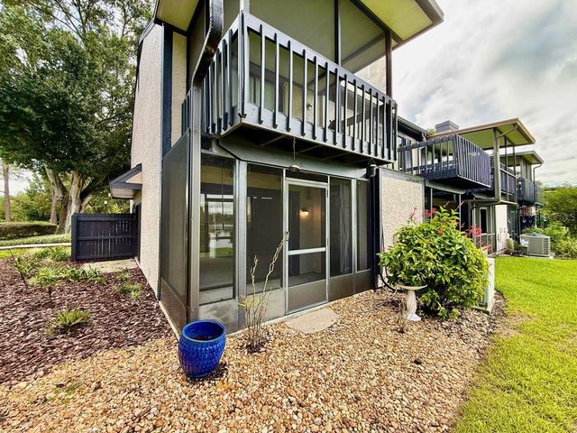 16596 BRIGADOON DRIVE, Tampa, FL 33618