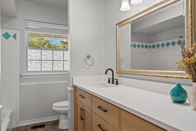 501 Arrowhead Drive, Richardson, TX 75080