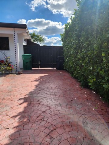 10020 SW 213th Ter 0, Cutler Bay, FL 33189