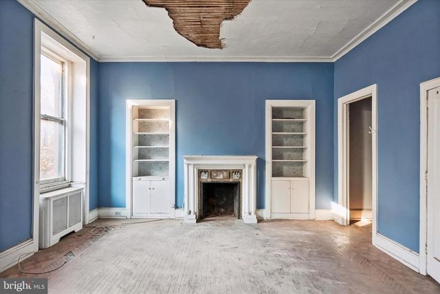 2039 SPRUCE ST, Philadelphia, PA 19103