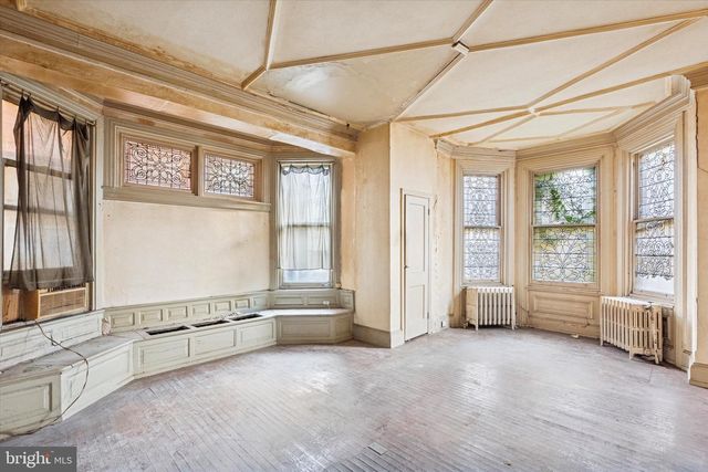 2039 SPRUCE ST, Philadelphia, PA 19103