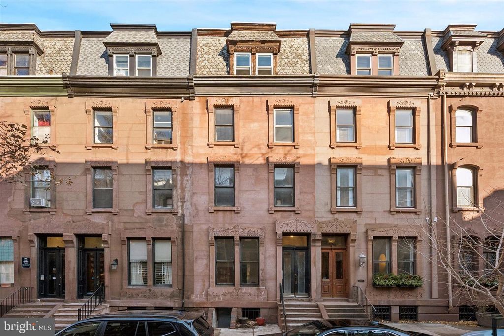 2039 SPRUCE ST, Philadelphia, PA 19103