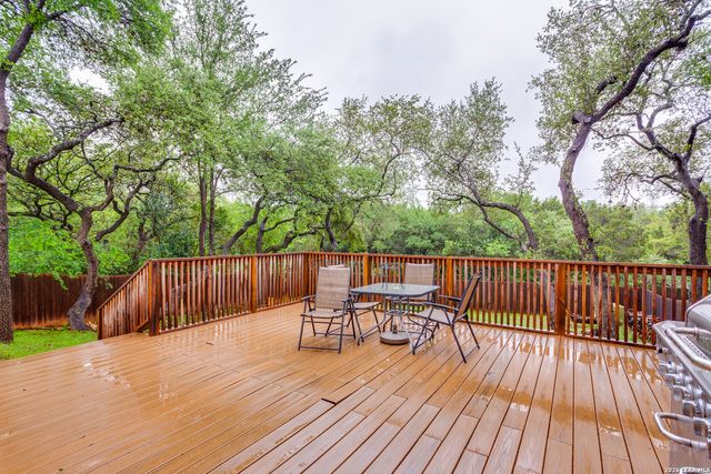 2422 Newoak Park, San Antonio, TX 78230