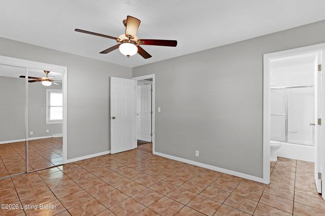 1906 Herr Ln, Louisville, KY 40222
