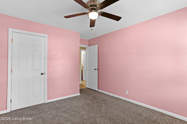 1906 Herr Ln, Louisville, KY 40222