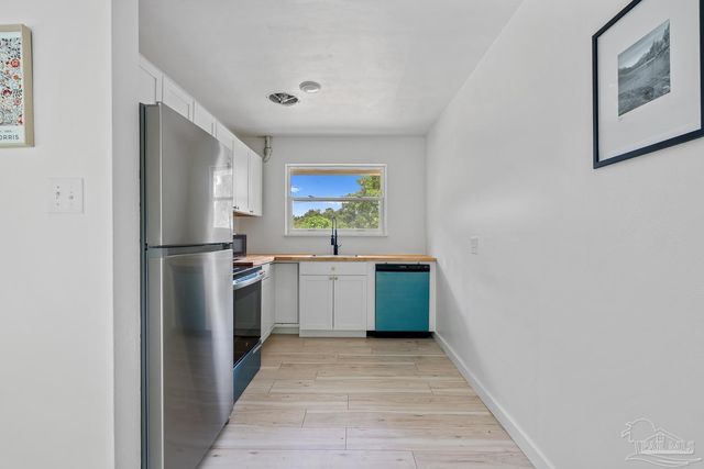 99 S Madison Dr, Pensacola, FL 32505