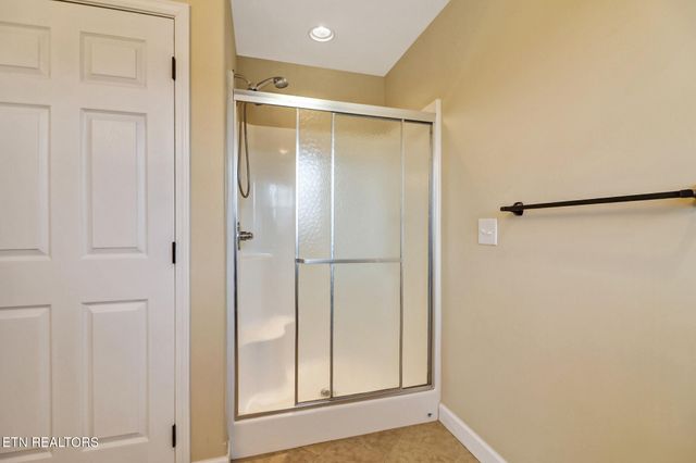 3136 Rugby Pike, Jamestown, TN 38556