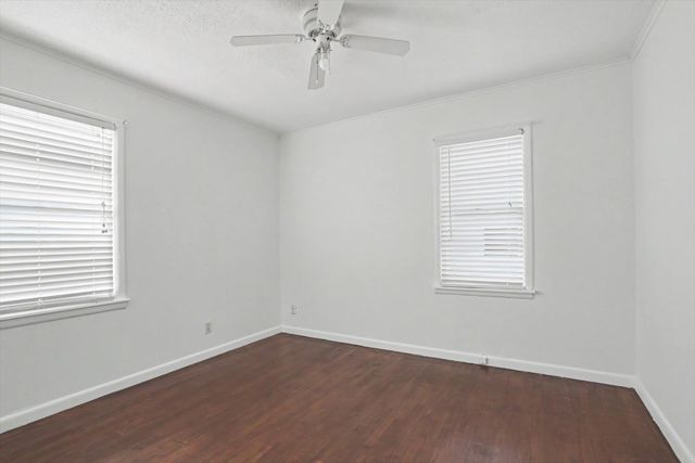 239 N Davis Avenue, Claremore, OK 74017