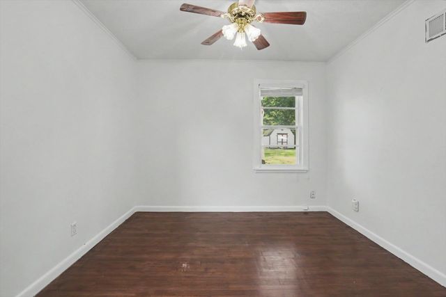239 N Davis Avenue, Claremore, OK 74017