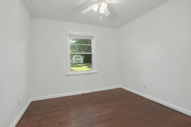 239 N Davis Avenue, Claremore, OK 74017
