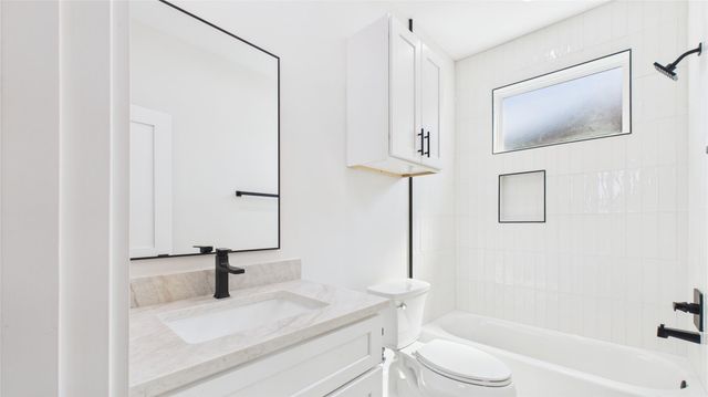 4508 Robertson, Houston, TX 77009