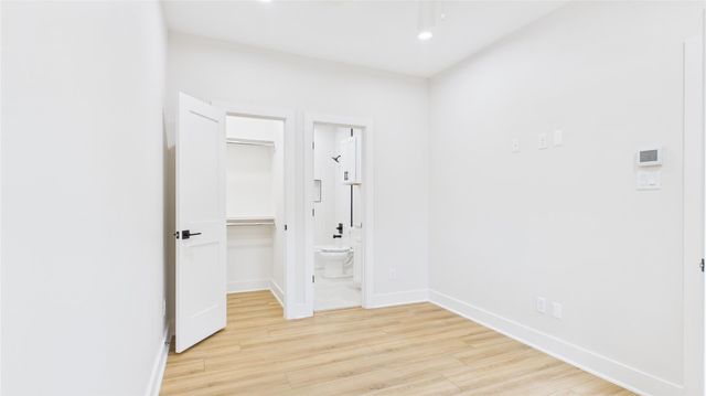 4508 Robertson, Houston, TX 77009