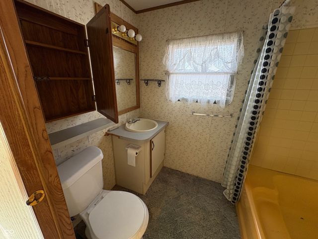 3083 Van Bibber Lake Estate, Greencastle, IN 46135