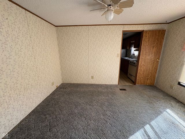 3083 Van Bibber Lake Estate, Greencastle, IN 46135