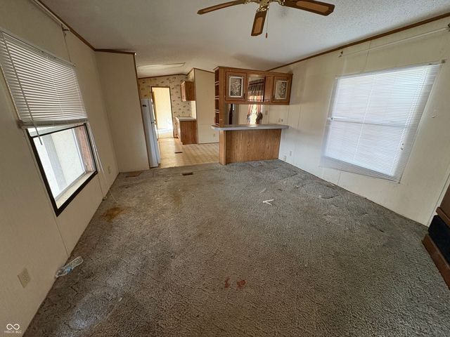 3083 Van Bibber Lake Estate, Greencastle, IN 46135